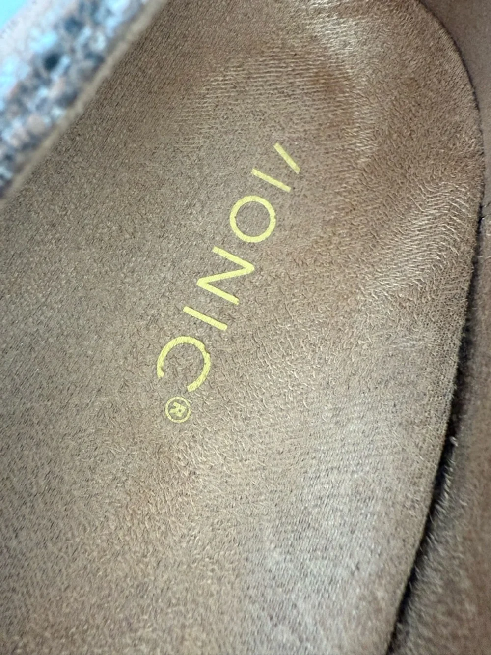 Vionic Kensley Womens Loafers Slip On Brown Leather